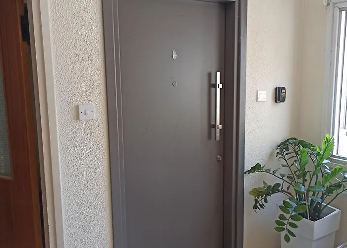 Ideal Famille Panoramic View Sale Lägenhet Larnaca